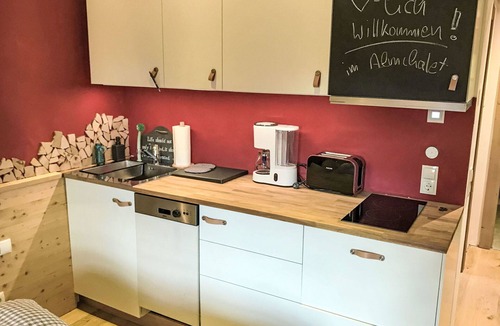 Distelberg Apartment | Cosy apartment for 2 people with WIFI, TV, balcony and pets allowed