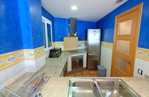 Alcanar Apartment | Cosy apartment for 4 guests with WIFI, pool, A/C, TV and balcony