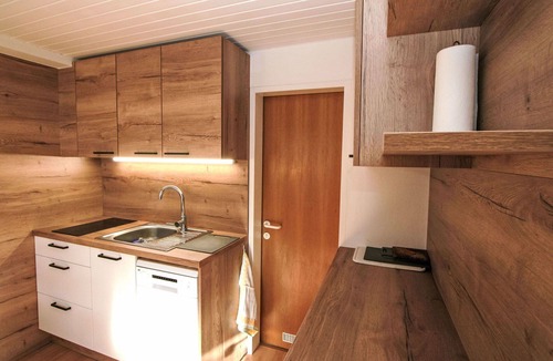 Axams Apartment | Cosy apartment for 4 guests with TV, patio and pets allowed