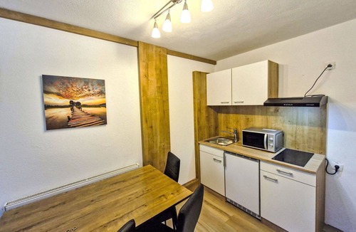 Huben Apartment | Cosy apartment for 4 people with WIFI, TV, patio and pets allowed