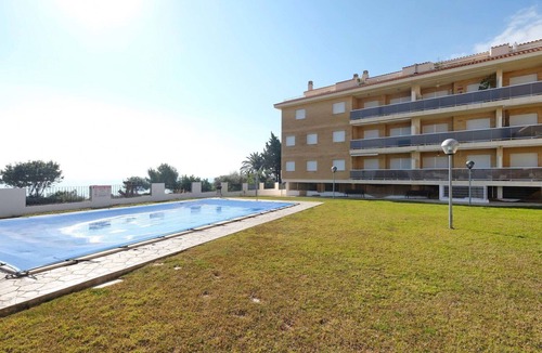 Alcanar Apartment | Cosy apartment for 6 guests with A/C, pool and balcony