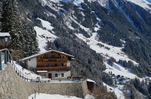 Brandberg Apartment | Cosy apartment for 8 people with WIFI, TV, balcony and parking