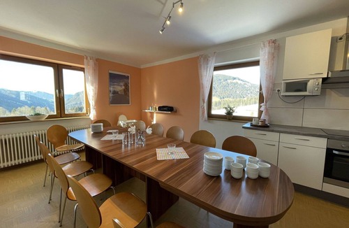 Sonnenberg Apartment | Cosy apartment for 14 people with WIFI, TV, balcony and pets allowed