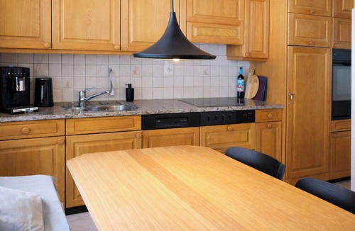 Kandersteg Apartment | Cosy apartment for 7 guests with WIFI and balcony