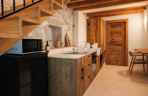 Conjux House | Cottage with sauna by Lake Bourget
