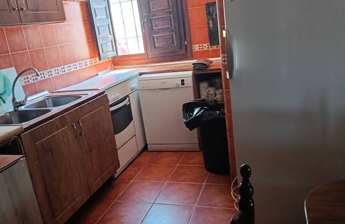 Petrola Cottage | Country cottage. Totally isolated. Near Petrola salt lakes