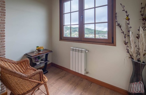 Fornelos de Montes House | Country House 'Casa Rural Magina' with Mountain View, Private Terrace and Wi-Fi