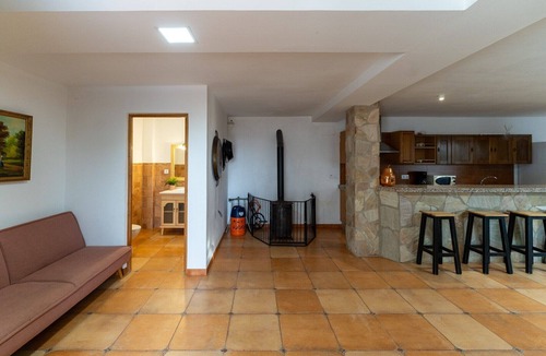 Cerro Muriano House | Country House 'Brisas Del Palmeral' with Mountain View, Wi-Fi and Air Conditioning