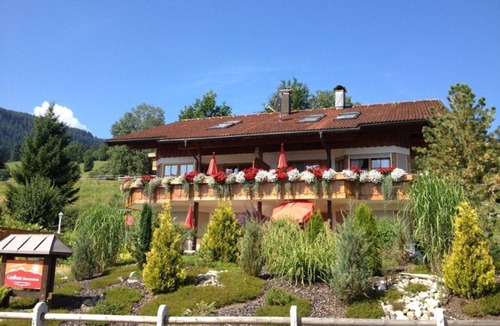 Obermaiselstein Condo | Country house Obermaiselstein THE VIEW - wonderful mountain view from apartment Fellhorn