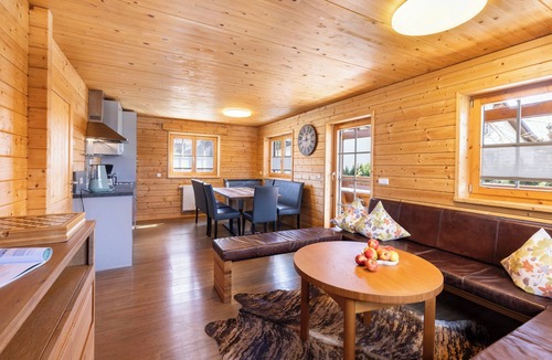 Salem Apartment | Country house Tom, 110 sqm, 3 bedrooms, covered terrace, max. 8 persons