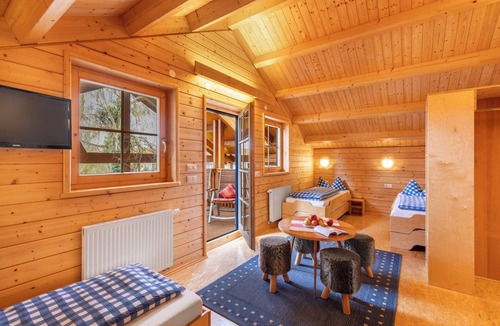 Salem Apartment | Country house Tom, 110 sqm, 3 bedrooms, covered terrace, max. 8 persons