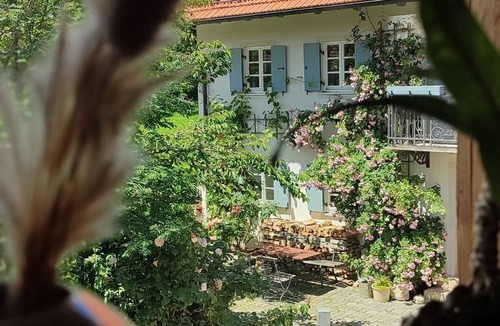 Reichling House | Country life in Upper Bavaria Cozy farm chalet between Ammersee and Lech