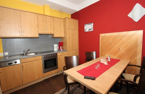 Huben Apartment | Cozy Apartment in Längenfeld With Sauna