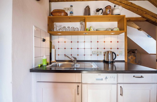Unterammergau Apartment | Cozy Apartment "Ferienwohnung Gschwand" with Mountain View