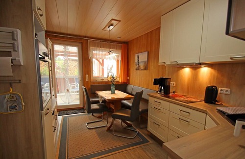 Steffenshagen Apartment | Cozy Apartment in Steffenshagen near Sea