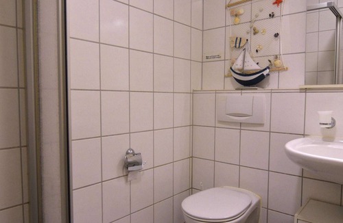 Oberveischede Apartment | Cozy Apartment in Bruchhausen with Terrace