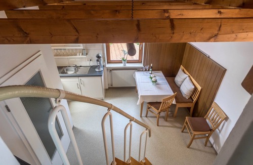 Aschach Apartment | Cozy Apartment “Konrad Schielin” with Mountain View, Wi-Fi & Balcony