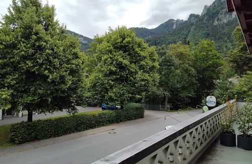 Hohenaschau im Chiemgau Apartment | Cozy apartment with bay window in the Weber family's Haus zur Burg (Ap108)