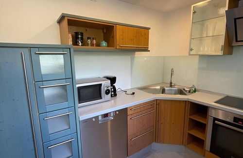 Wernberg-Koeblitz Apartment | Cozy basement apartment with spacious living room and green outdoor area