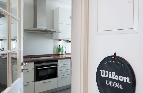 Lehel Apartment | Cozy calm Maisonette with private rooftop in the heart of Munich