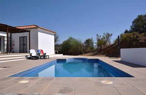 Almogia Villa | Cozy casita in the countryside with swimming pool, near Málaga