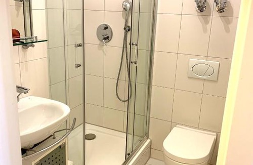 Pentling Apartment | Cozy Flat , Near University , WIFI&Free Parking