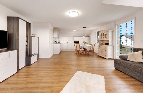 Albbruck Apartment | Cozy Holiday Apartment "Kleine Auszeit" with Wi-Fi and Shared Garden