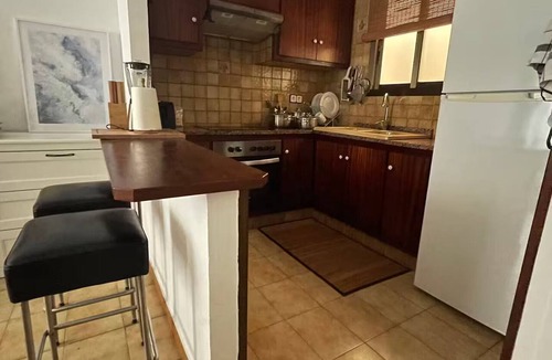 Vilanova I la Geltru House | Cozy Home with a Private Garden, 15 Minutes from the Beach