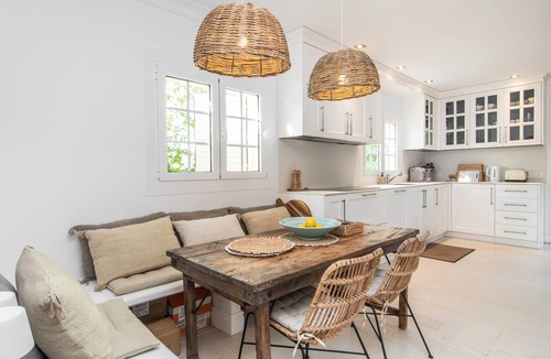 Portol House | Cozy home in Palma with private swimming pool, can be inside or outside