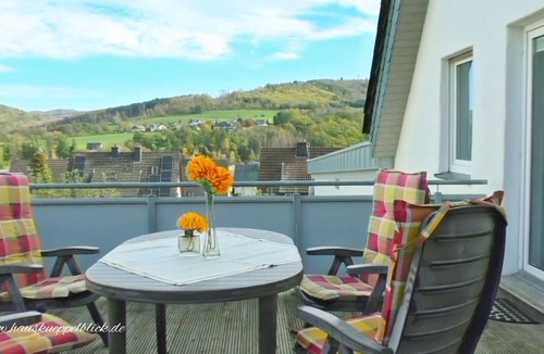 Freienohl Apartment | Cozy maisonette apartment with fireplace near various hiking trails