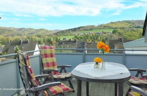 Freienohl Apartment | Cozy maisonette apartment with fireplace near various hiking trails