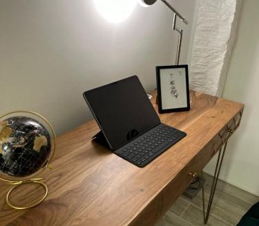 Schwaig bei Nuernberg Apartment | Cozy Nürnberg-Schwaig-Messe-Küche-Balkon