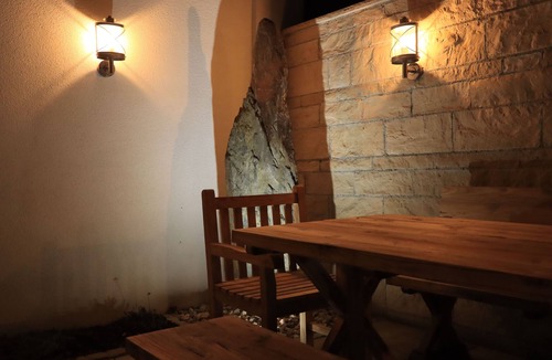 Vilsbiburg Apartment | Cozy nature chalet (34sqm) with east-facing balcony and panoramic stove