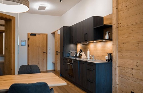 Arzl im Piztal Apartment | Cozy Nest | Non-refundable - Puitalm by Peak Stay