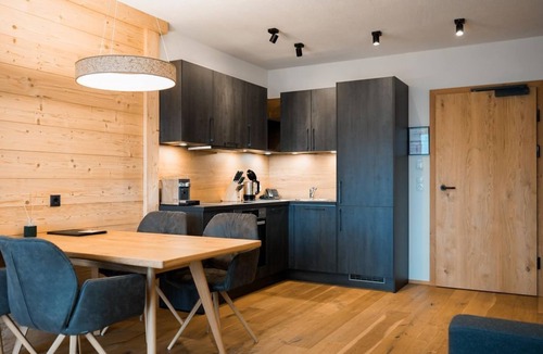 Arzl im Piztal Apartment | Cozy Nest | Non-refundable - Puitalm by Peak Stay