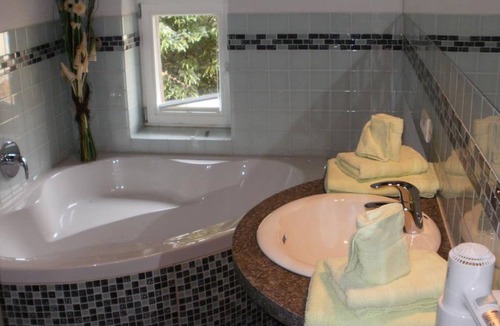 Rothenburg ob der Tauber Apartment | Cozy Studio Suite in Old City
