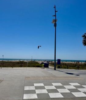 Castelldefels Apartment | Cozy three-bedroom apartment by the beach