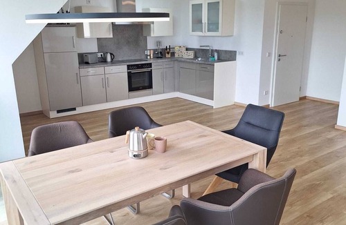 Goldbach Apartment | Cozy top floor apartment in a top location with unobstructed views
