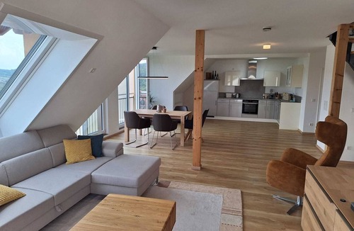 Goldbach Apartment | Cozy top floor apartment in a top location with unobstructed views