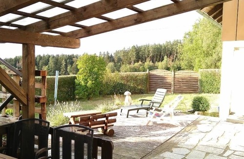 Waldershof Apartment | Cozy vacation apartment with terrace and garden