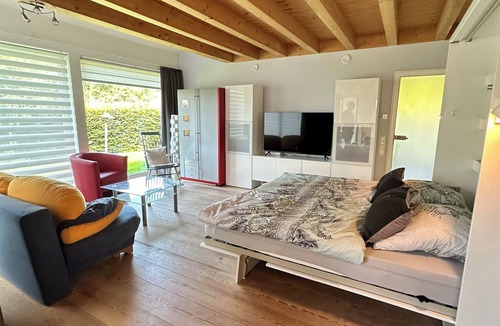 Helden Apartment | Cozy vacation apartment, fully equipped 80 sqm with garden and underfloor heating