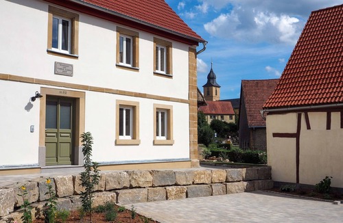 Seinsheim Apartment | Cozy vacation apartment "Eva" (85m2) with terrace and garden