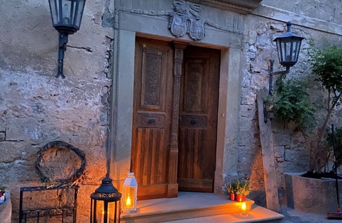 Bastheim Apartment | Cozy vacation apartment with view of the monastery mill (50sqm)
