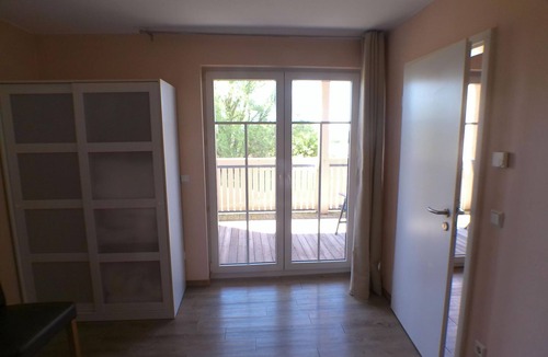 Stolpe Apartment | Cozy vacation apartment Landhof Weide LH-202 in a quiet village idyll on Usedom -