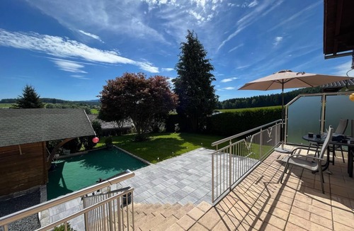 Bad Koetzting Apartment | Cozy vacation home with large garden for sole use