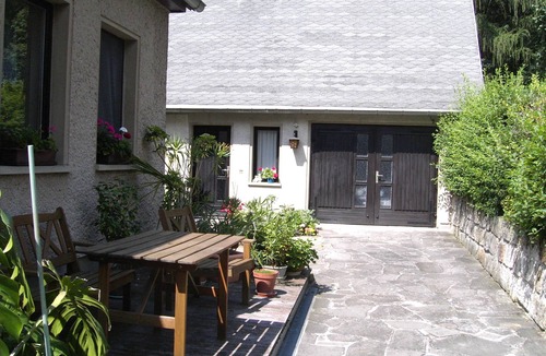 Rottwerndorf House | Cozy vacation home with an outdoor pool in a peaceful location by the forest