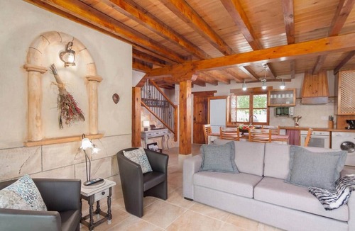 Acereda House | Cozy villa with views and a fireplace in Cantabria (Carmina)