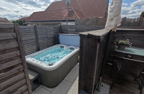Wartmannsroth House | Crab on the Rhön beach with whirlpool