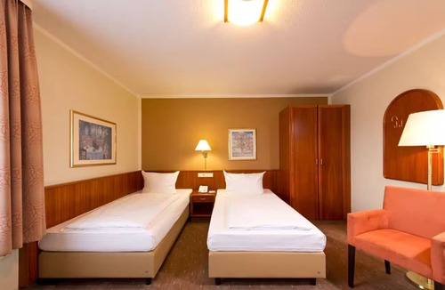 Schwarzheide Hotel | Create Unforgettable Memories in Your Next Favorite Getaway! Pets Are Welcome!