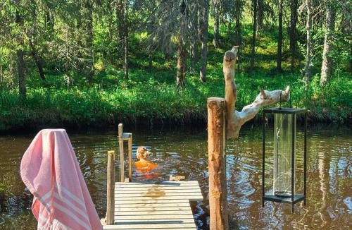 Rovaniemi Ski Chalet | Creekside Log Cabin & Sauna 20 min to Rovaniemi